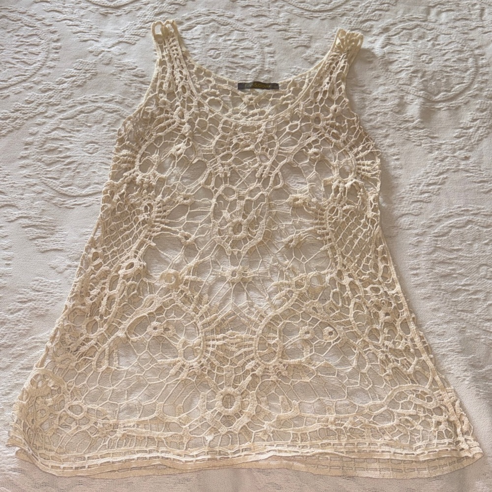 Finn & Clover Cream Lace Sleeveless Beach Cover Up Gently Loved L